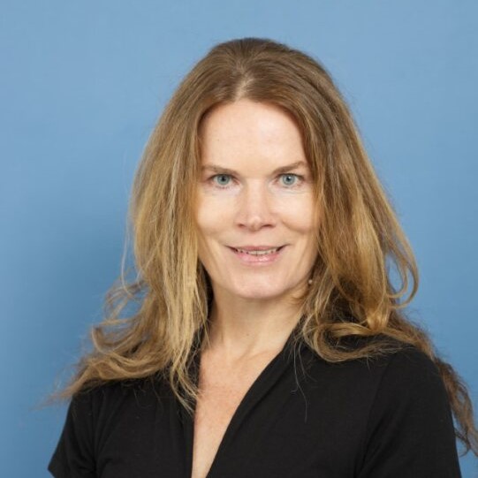 Dr. Anja Frei, Moderatorin