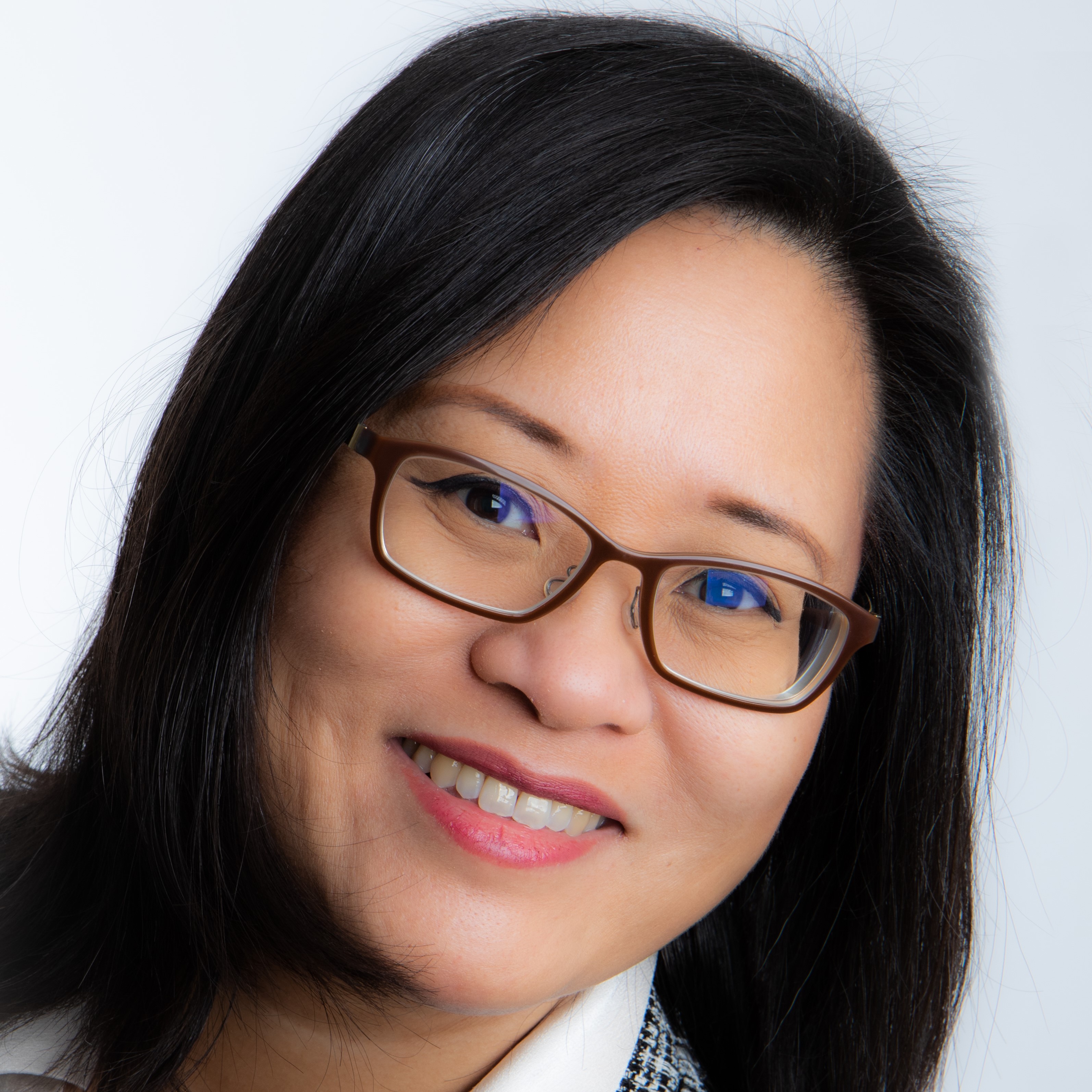Dr. med. Ngô, Moderatorin